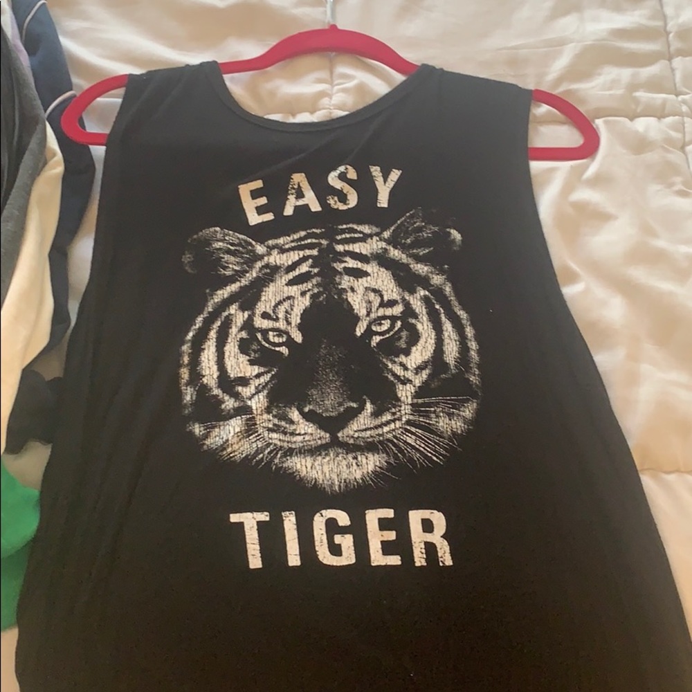 Easy tiger swing top